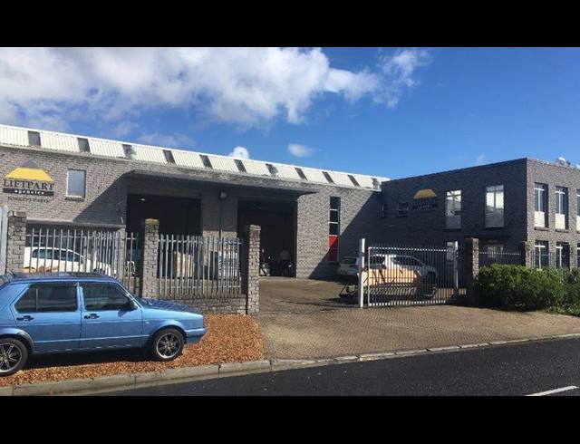 820M² WAREHOUSE TO LET IN EPPING INDUSTRIAL